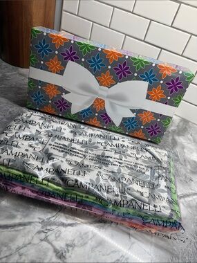 Campanelli Gift Set -  Floral Box with Colorful microfiber qty 10 12x12